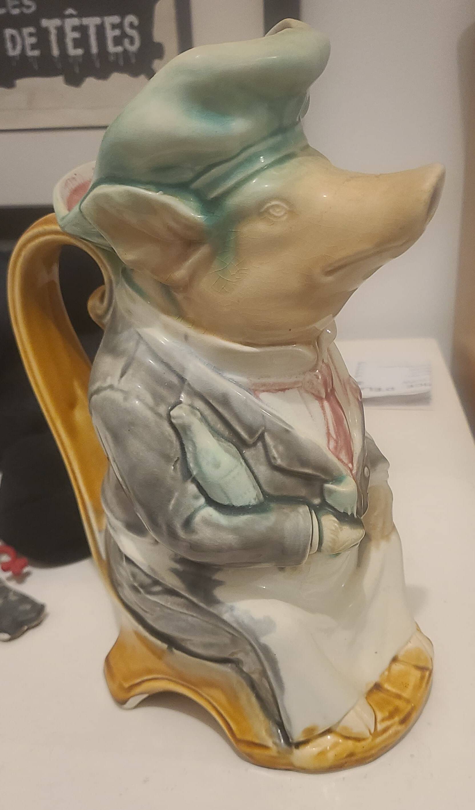 Antique jug "Maître d'hôtel" by Onnaing