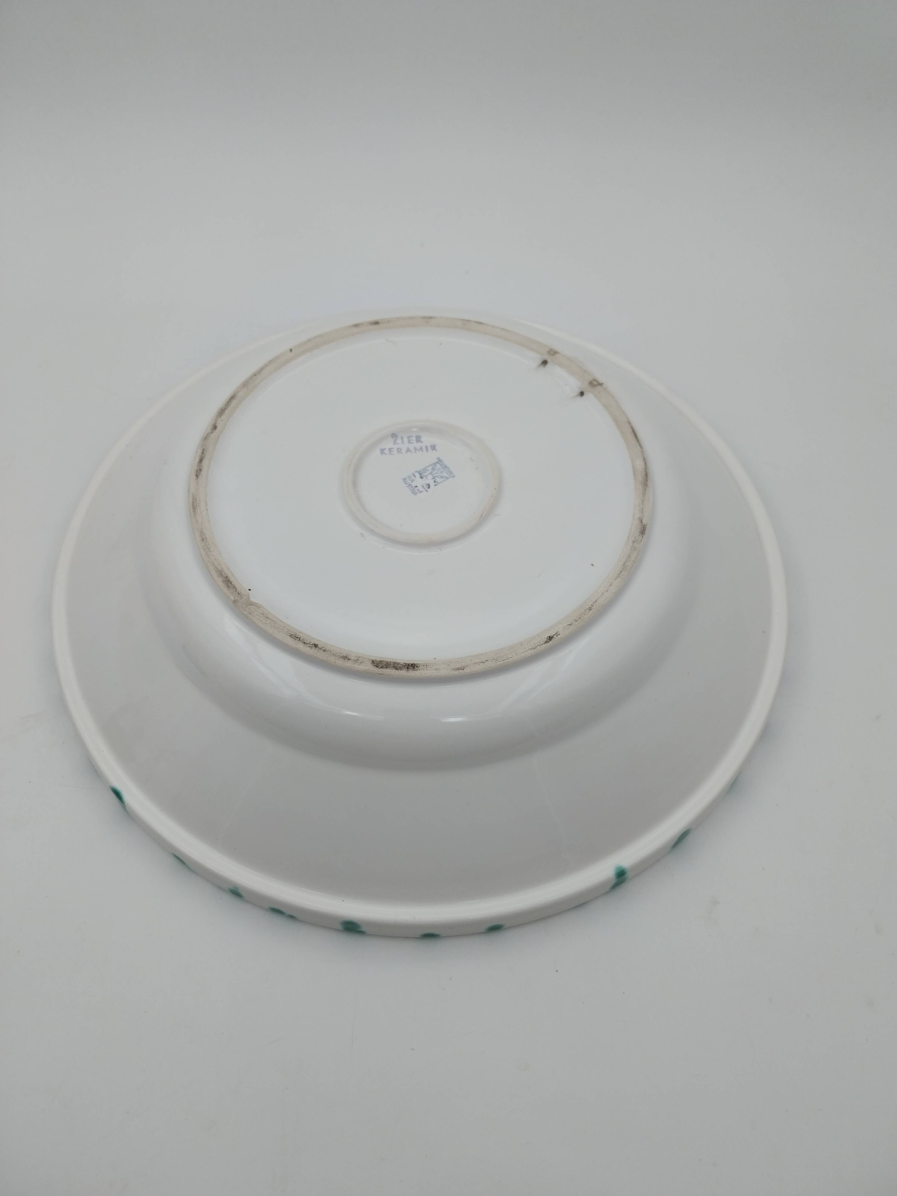 Gmundner decorative dish flamed green