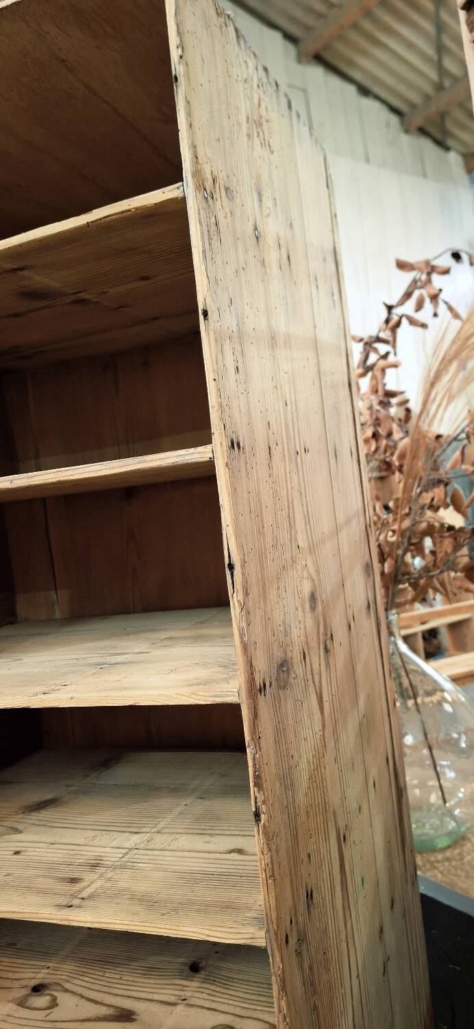 Meuble d'atelier à casiers