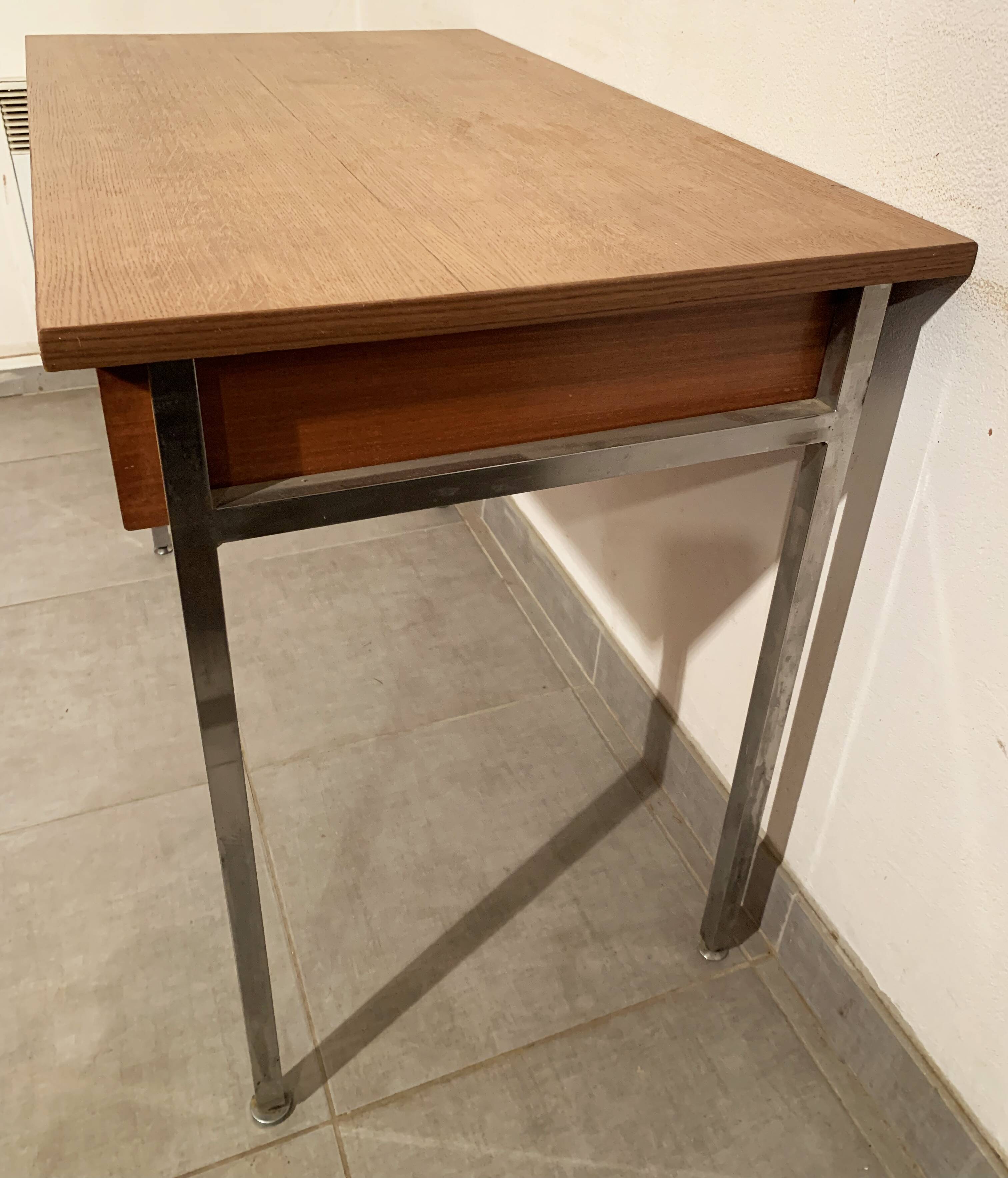 Bureau vintage en bois