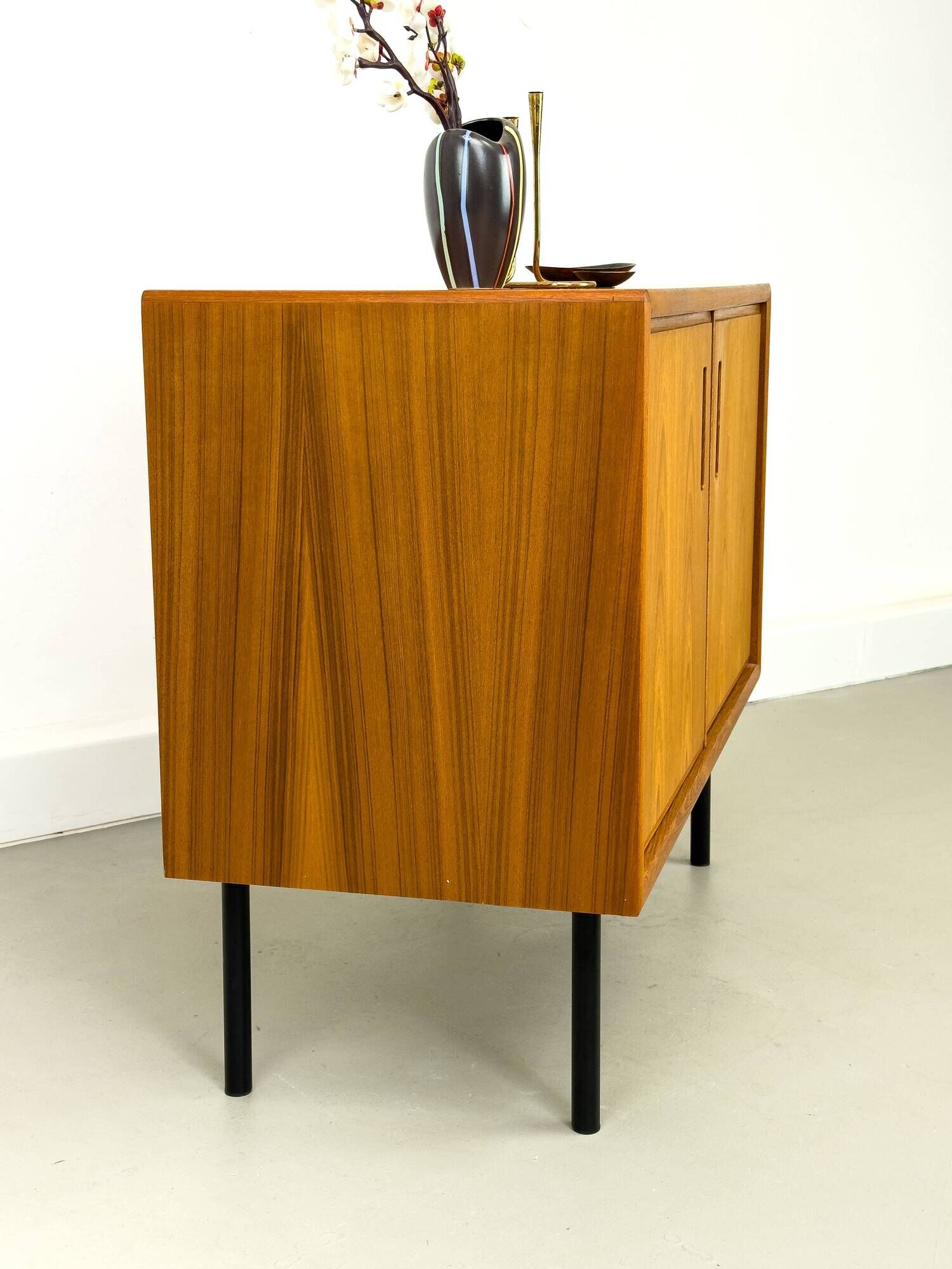 Enfilade danoise en teck par Fanø, 1980s