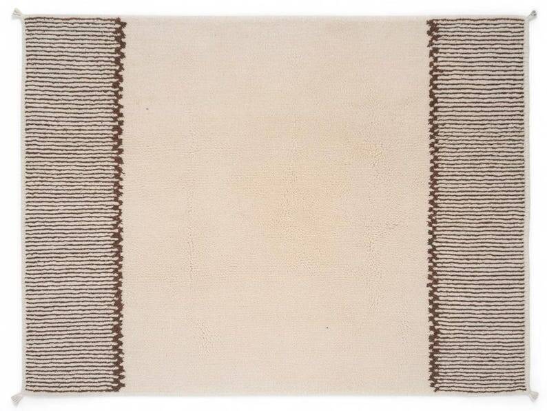 Authentic handmade Moroccan Beni rug in wool 150/250cm