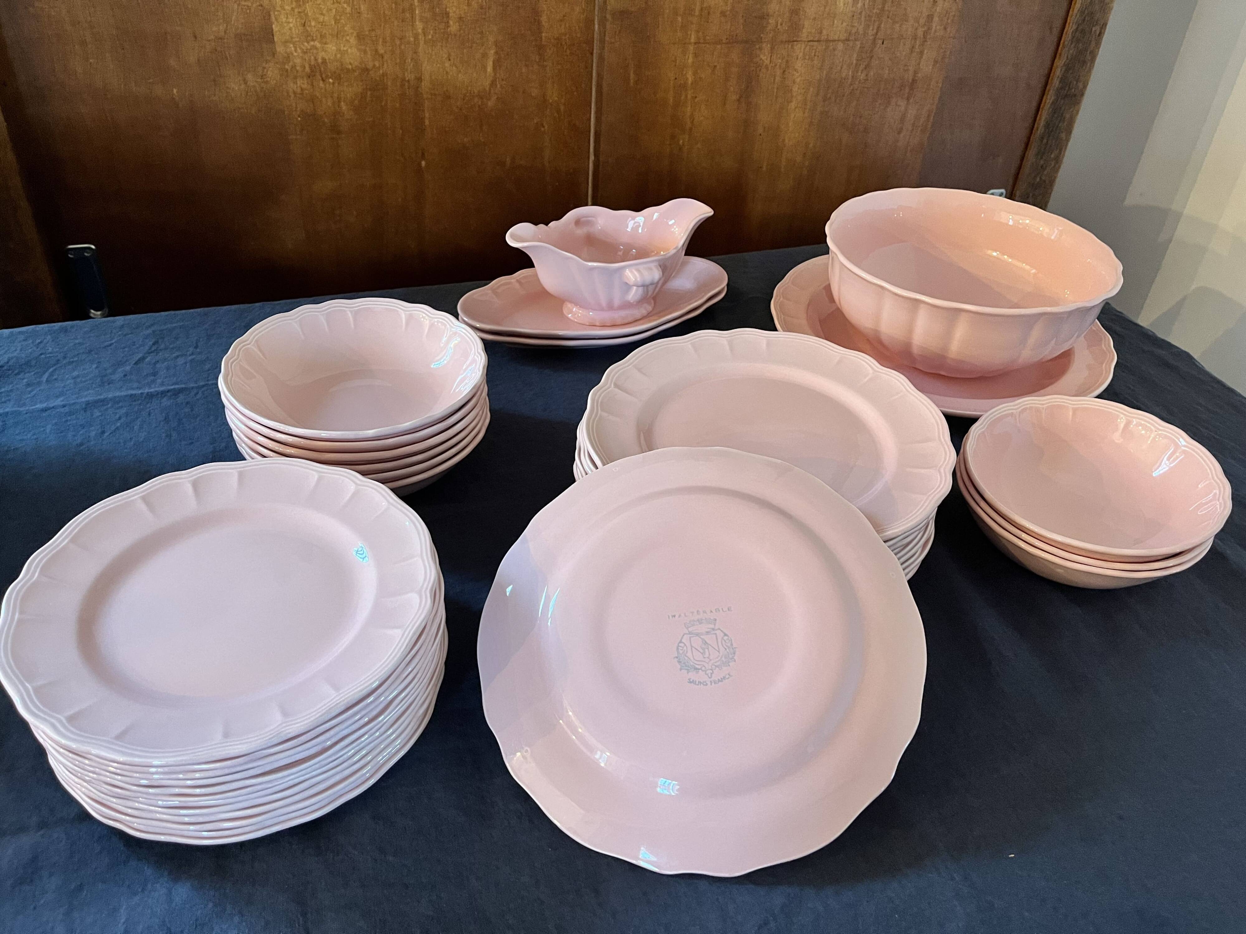 Salins 38 Piece Pink Dinnerware Set