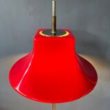 Red floor lamp Willem Hagoort