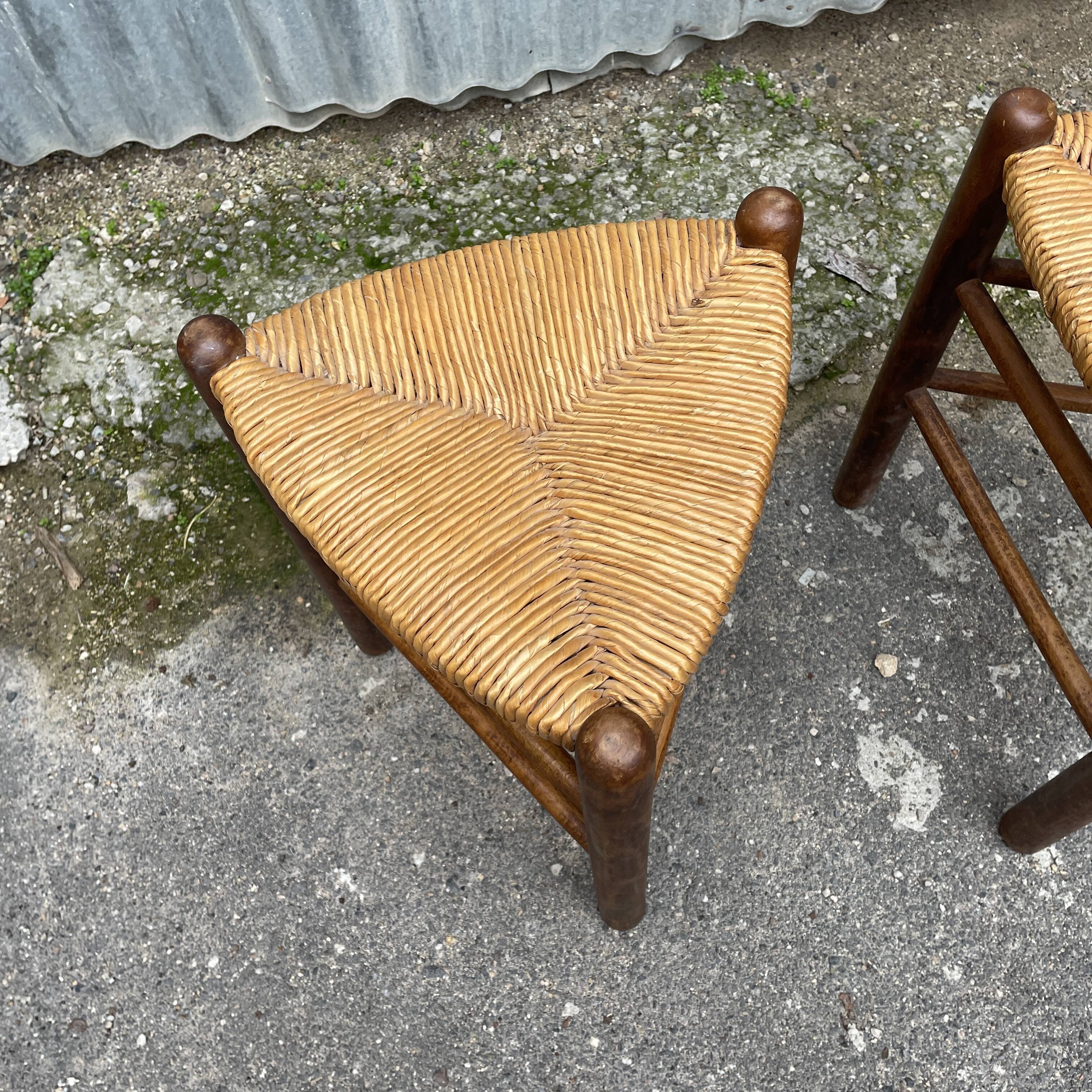Pair tripod stool vintage design wood and straw