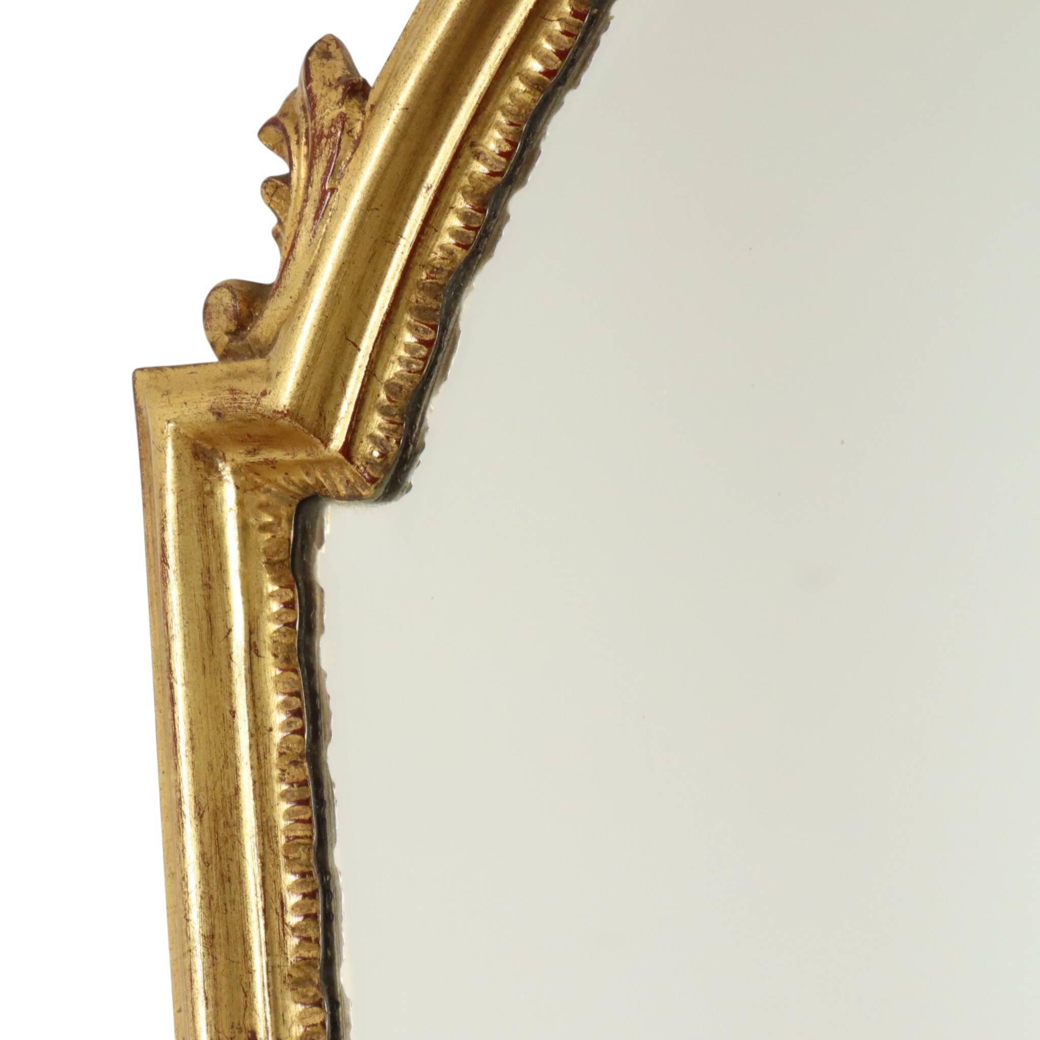 Miroir cranté en or classique Deknudt, biseauté, style Louis XVI, 94 cm