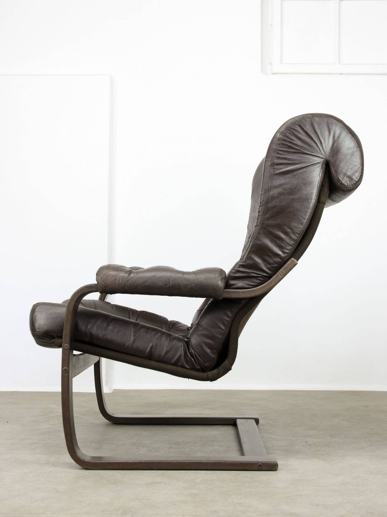 Luxurious Lounge Armchair in Leather, 1970s