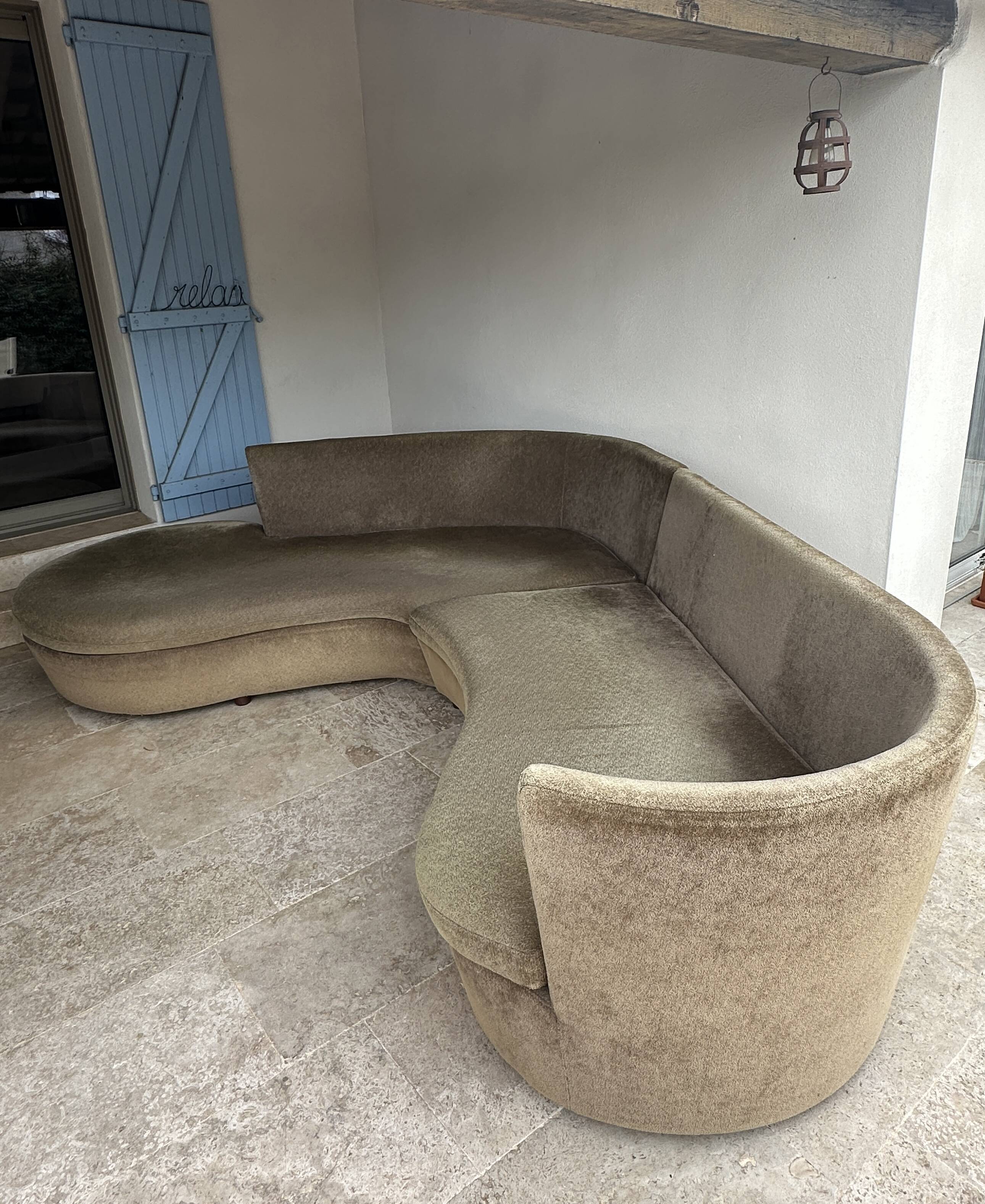 Roche Bobois sofa design - Boa model