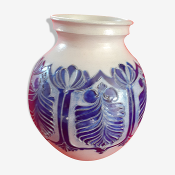 Vase en grès vernissé avec décor bleu