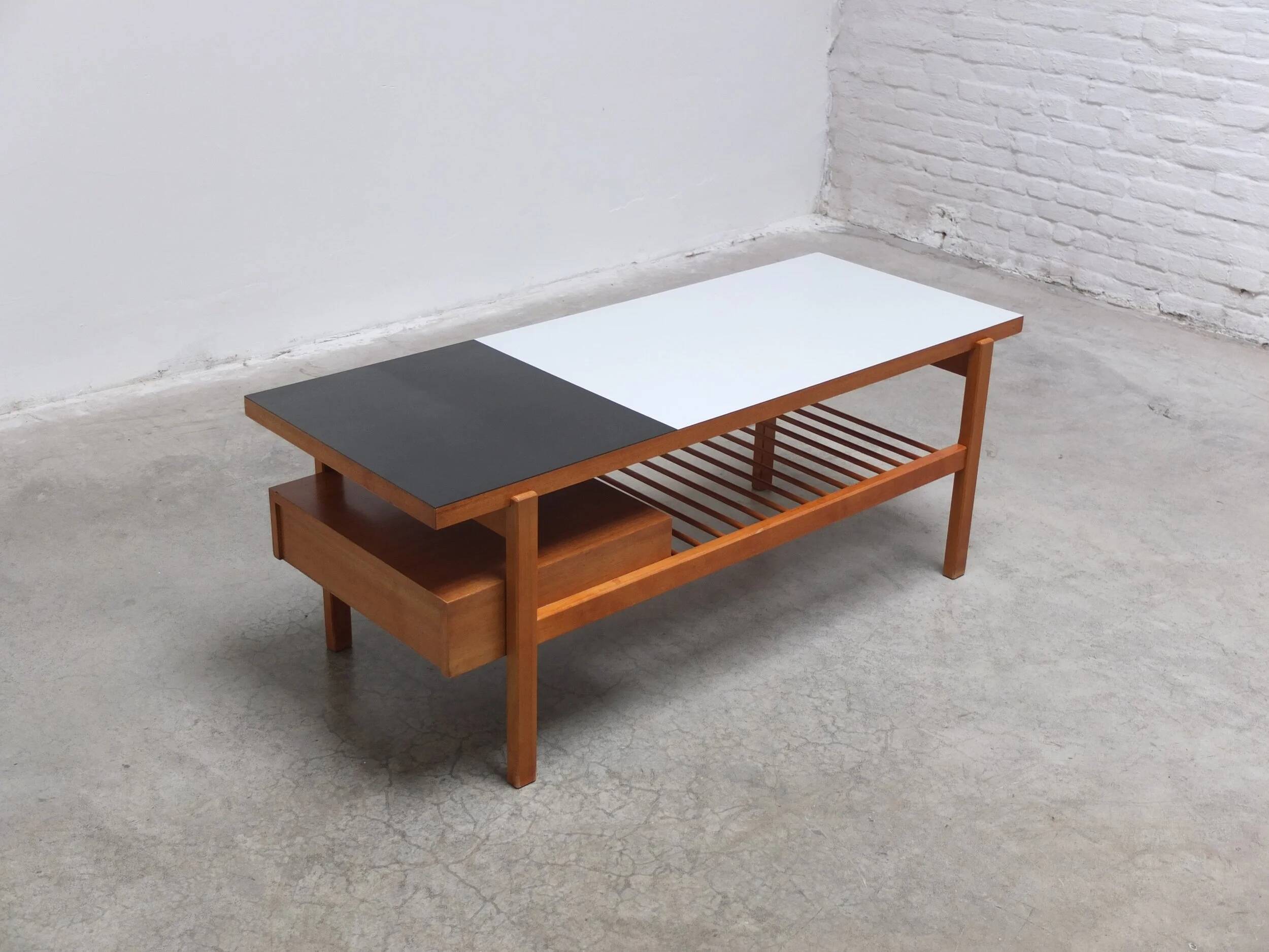 Table basse double face rare par Jos De Mey pour Van Den Berghe-Pauvers, années 1960.