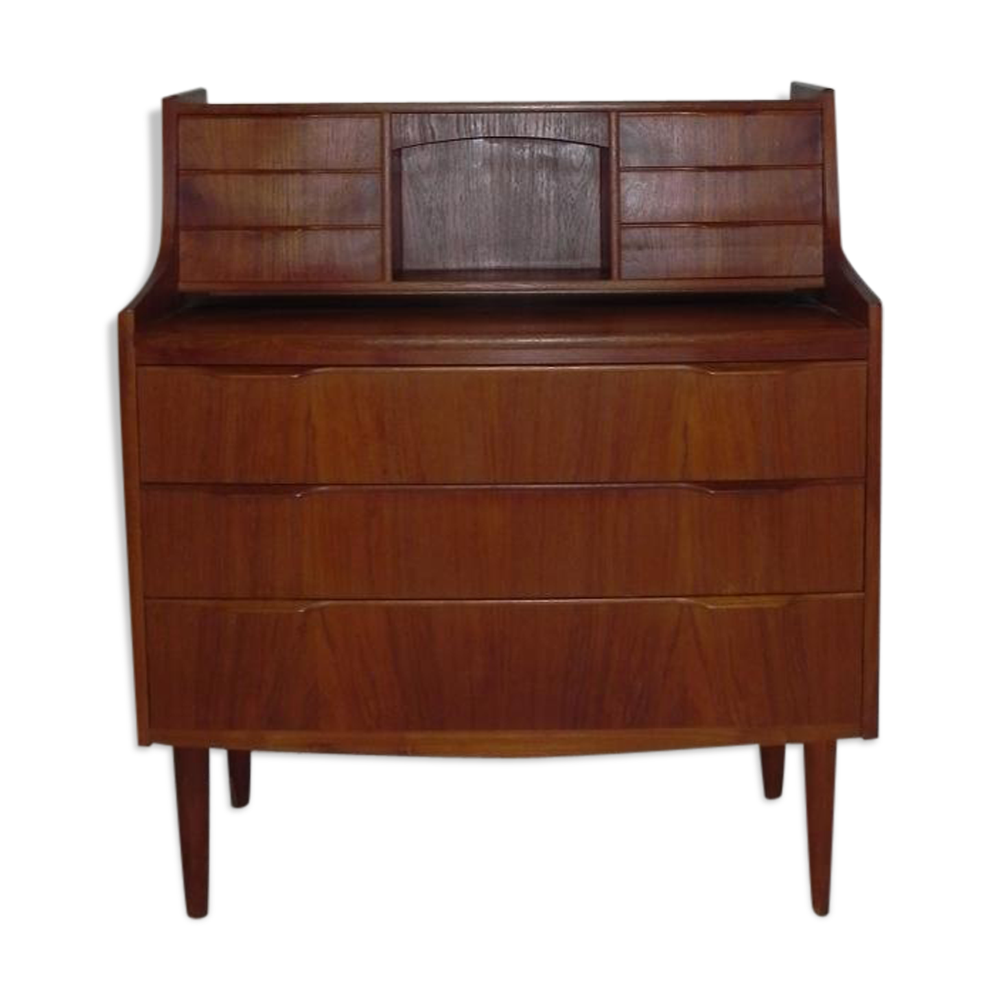 Lady secretary in teak