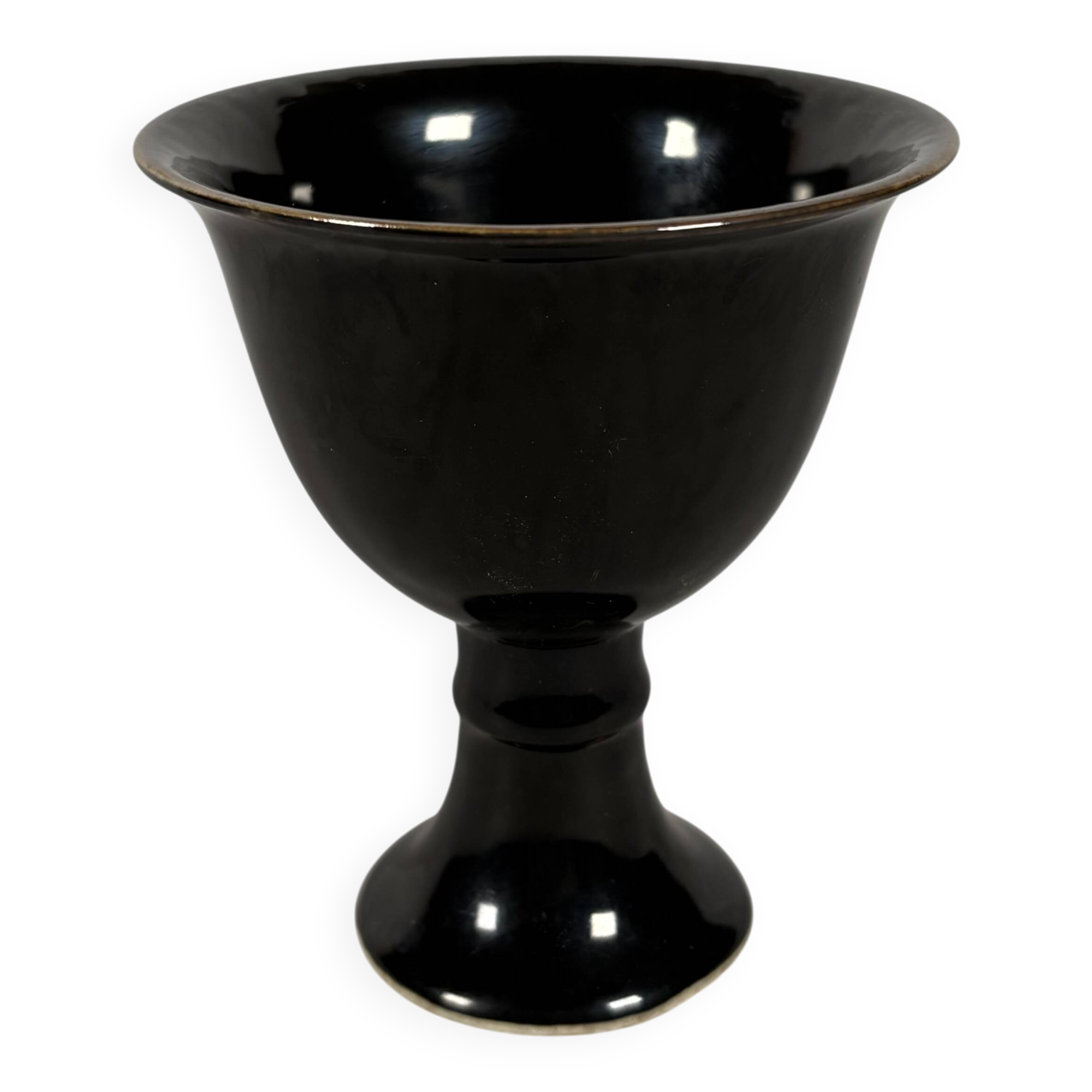 Monochrome black porcelain footed cup, 18th century China.