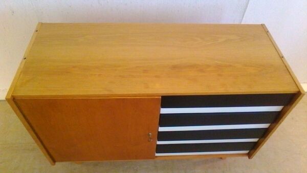 Commode en chêne par Jiri Jiroutek pour Interior Praha 1960s
