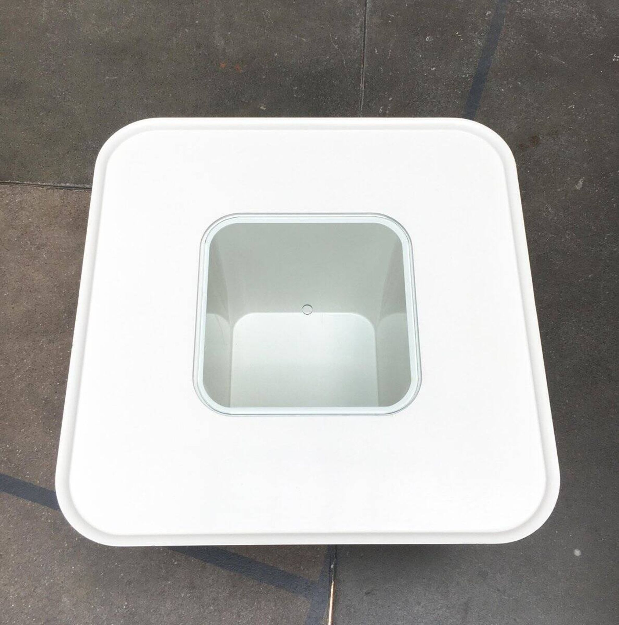 Table Basse Allemande du Milieu du Siècle par Peter Ghyczy