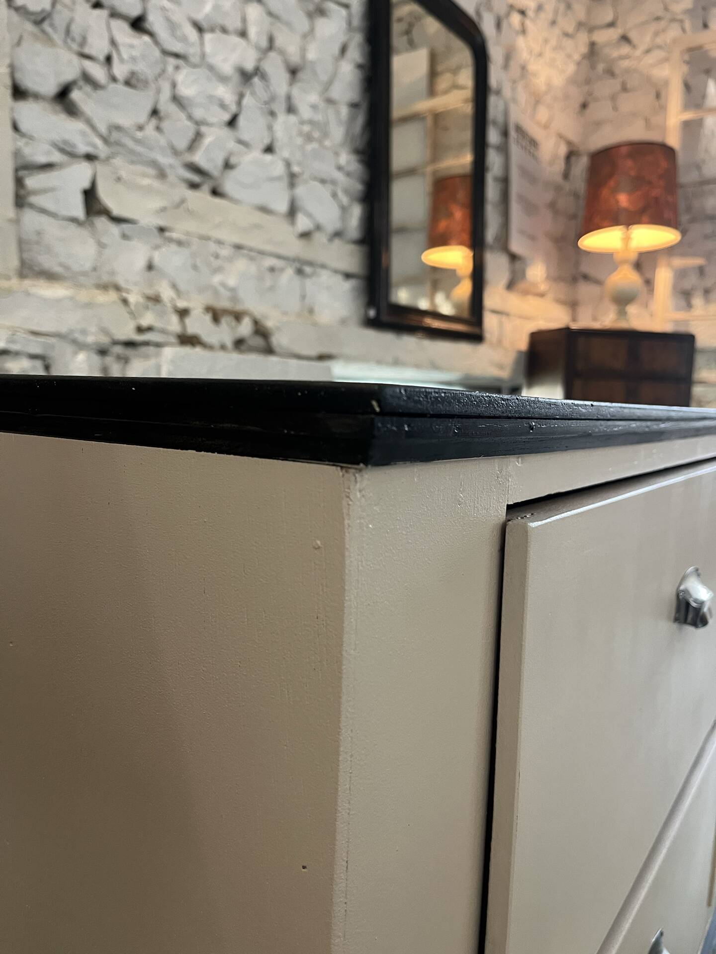 Shop counter