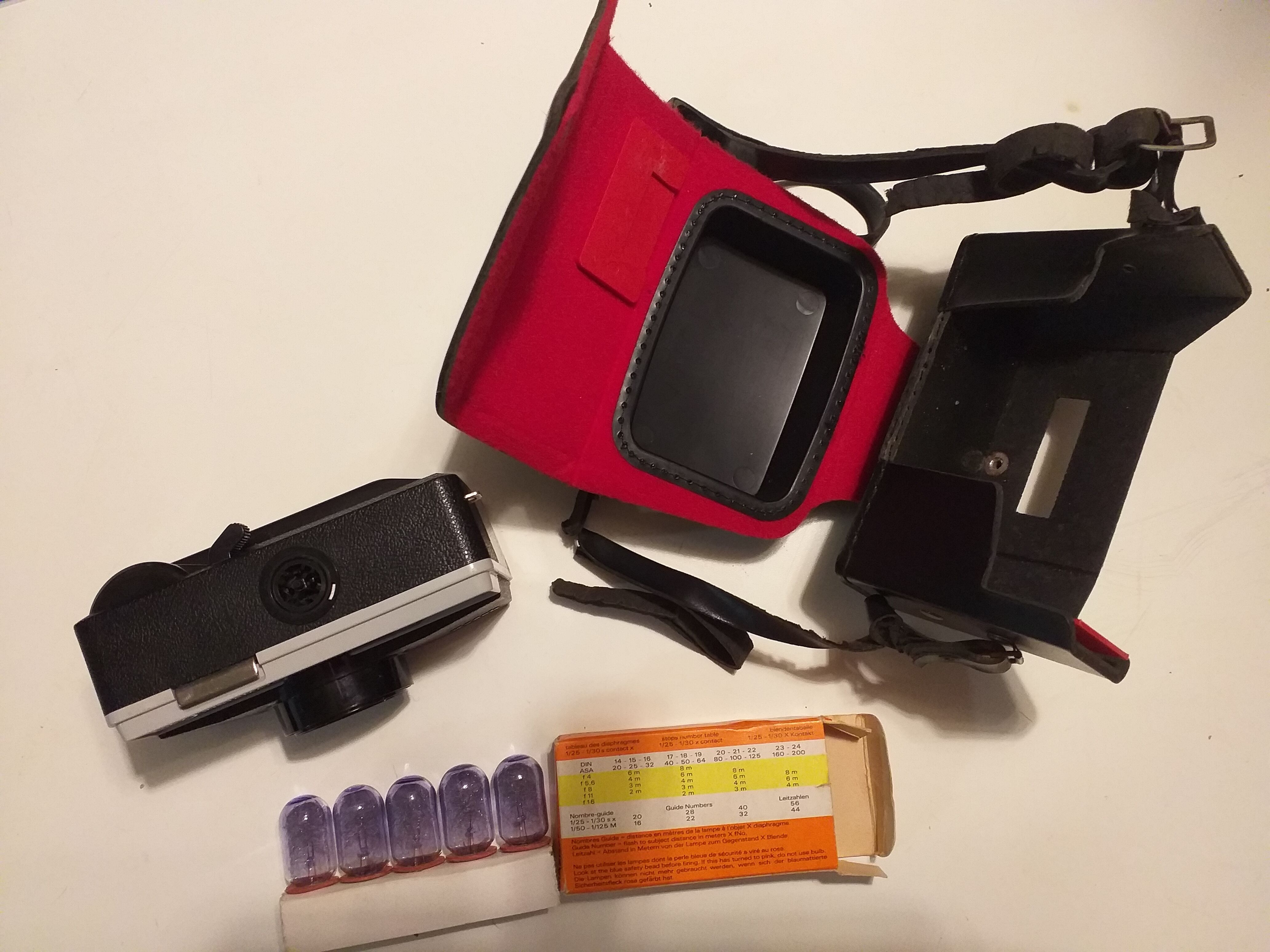 Appareil photo KODAK 56X instamatic caméra+5 Selency