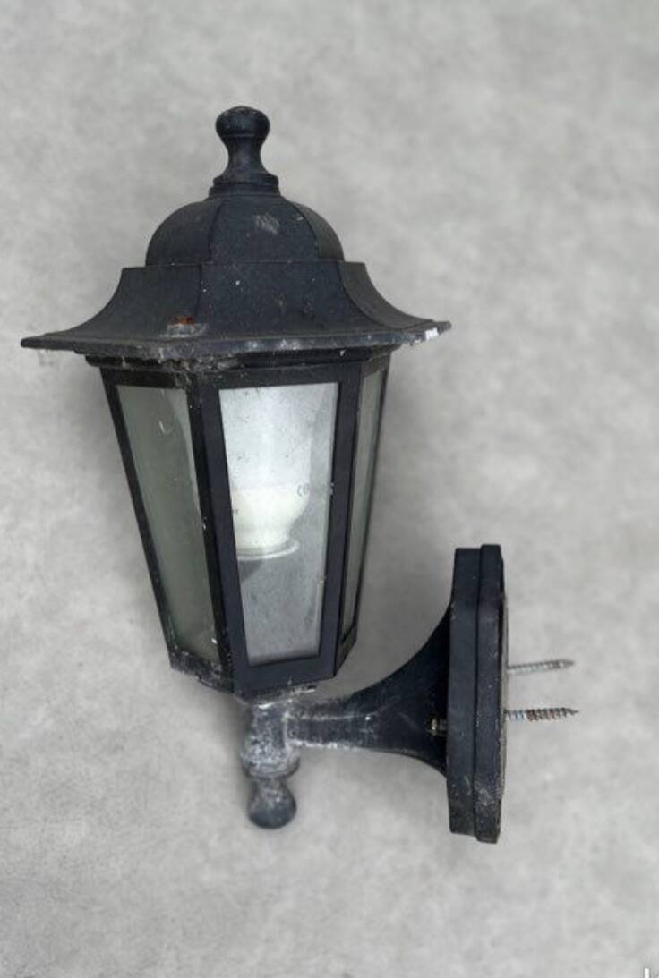 Outdoor lamp