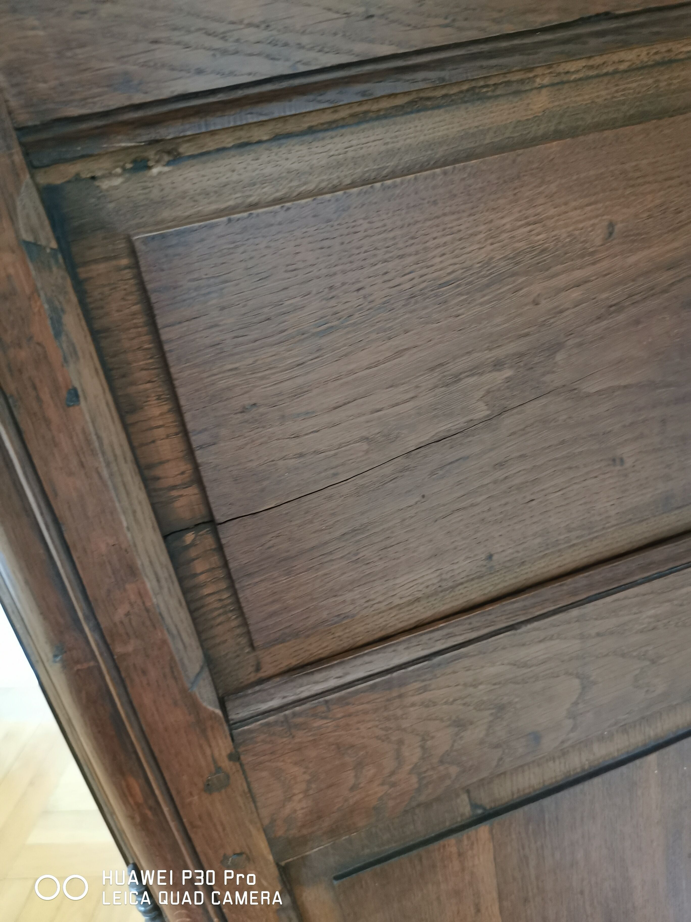 Good man standing oak