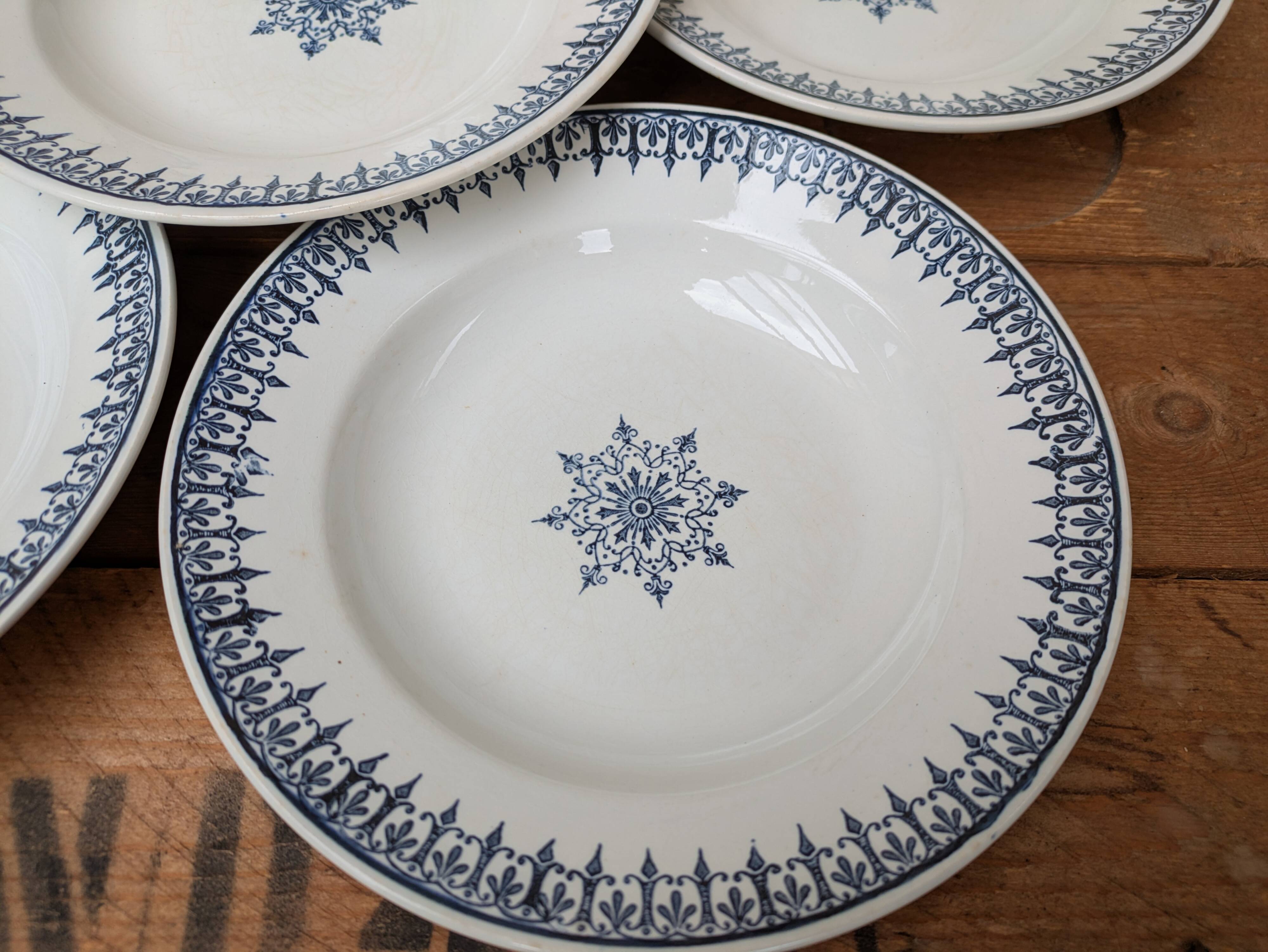 Set of 6 old ceramic soup plates, Primax saint model