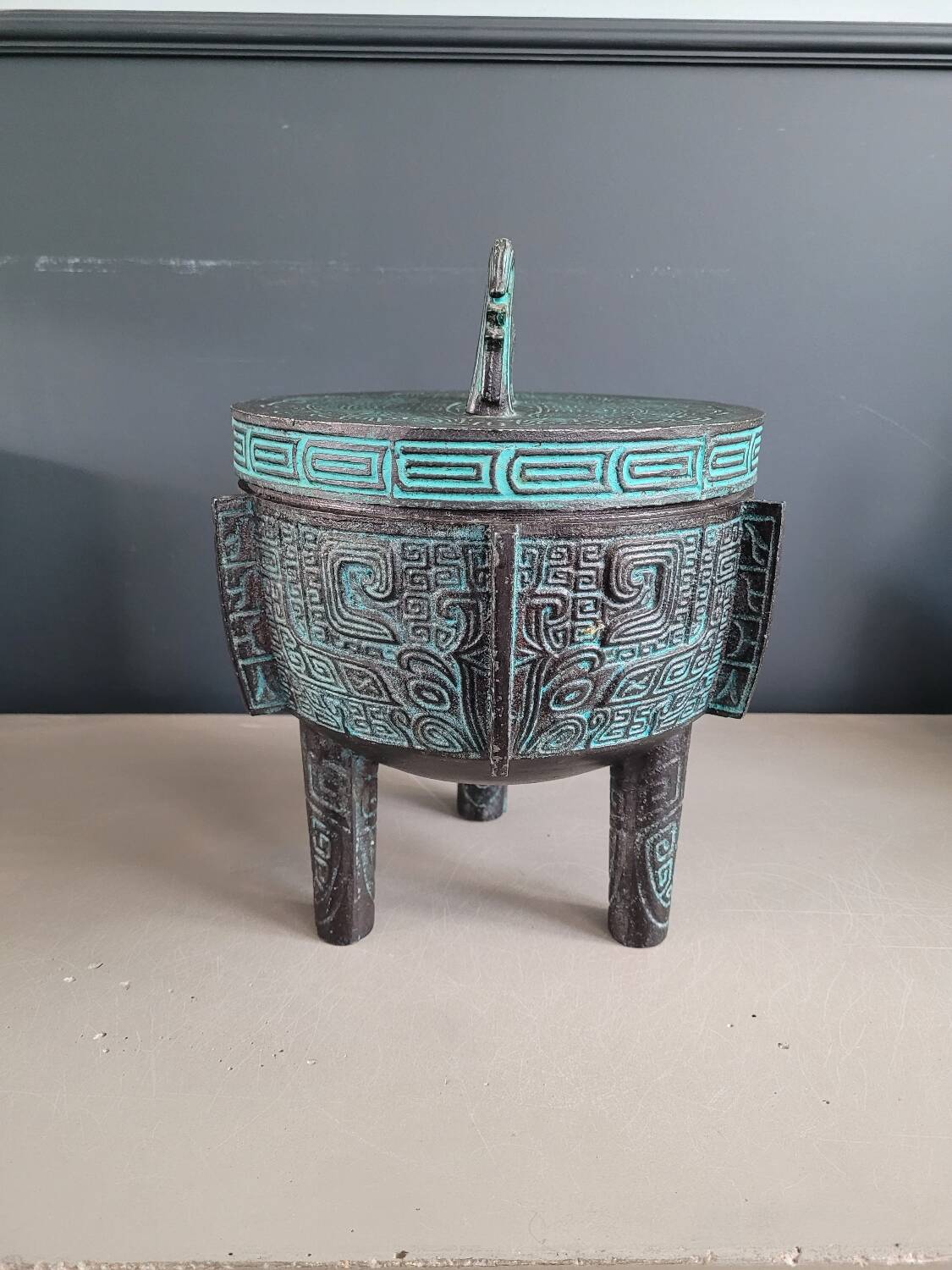 Engraved metal tripod ice bucket