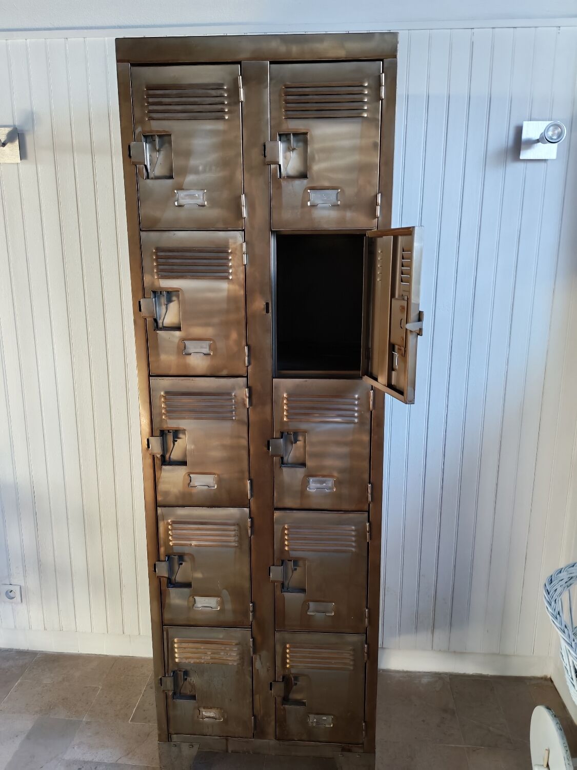Industrial locker furniture