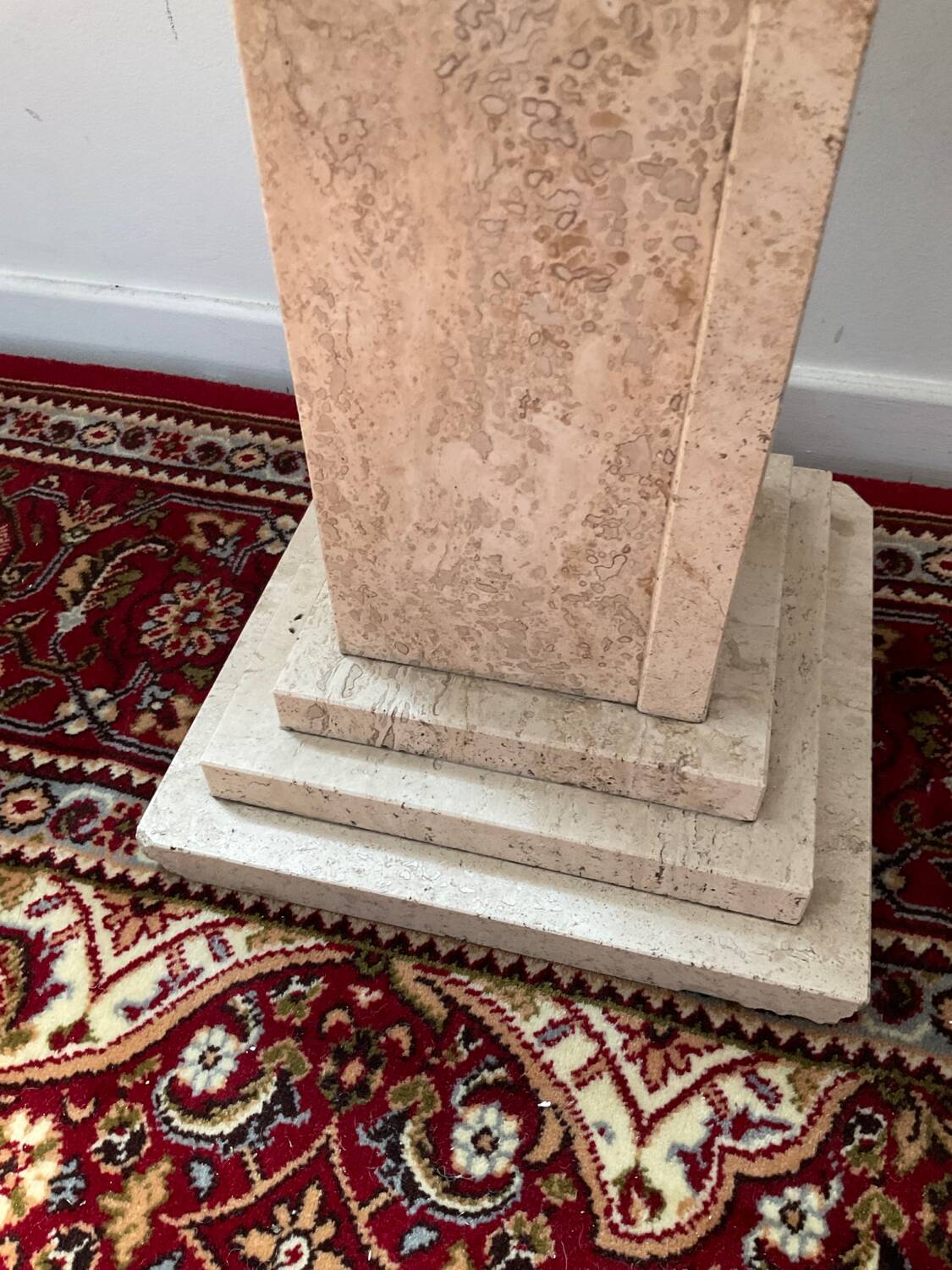 Vintage travertine harness