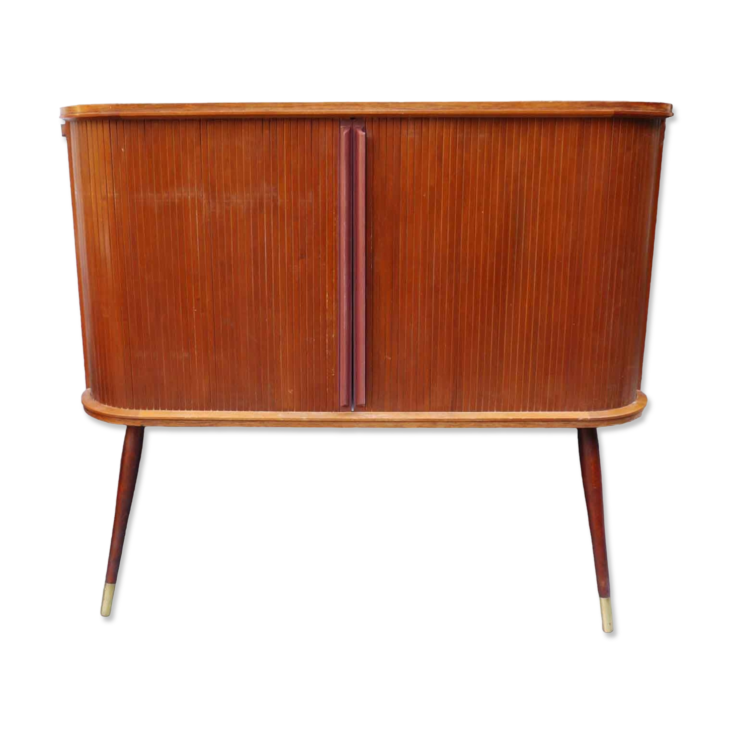 Wall dresser with sliding doors