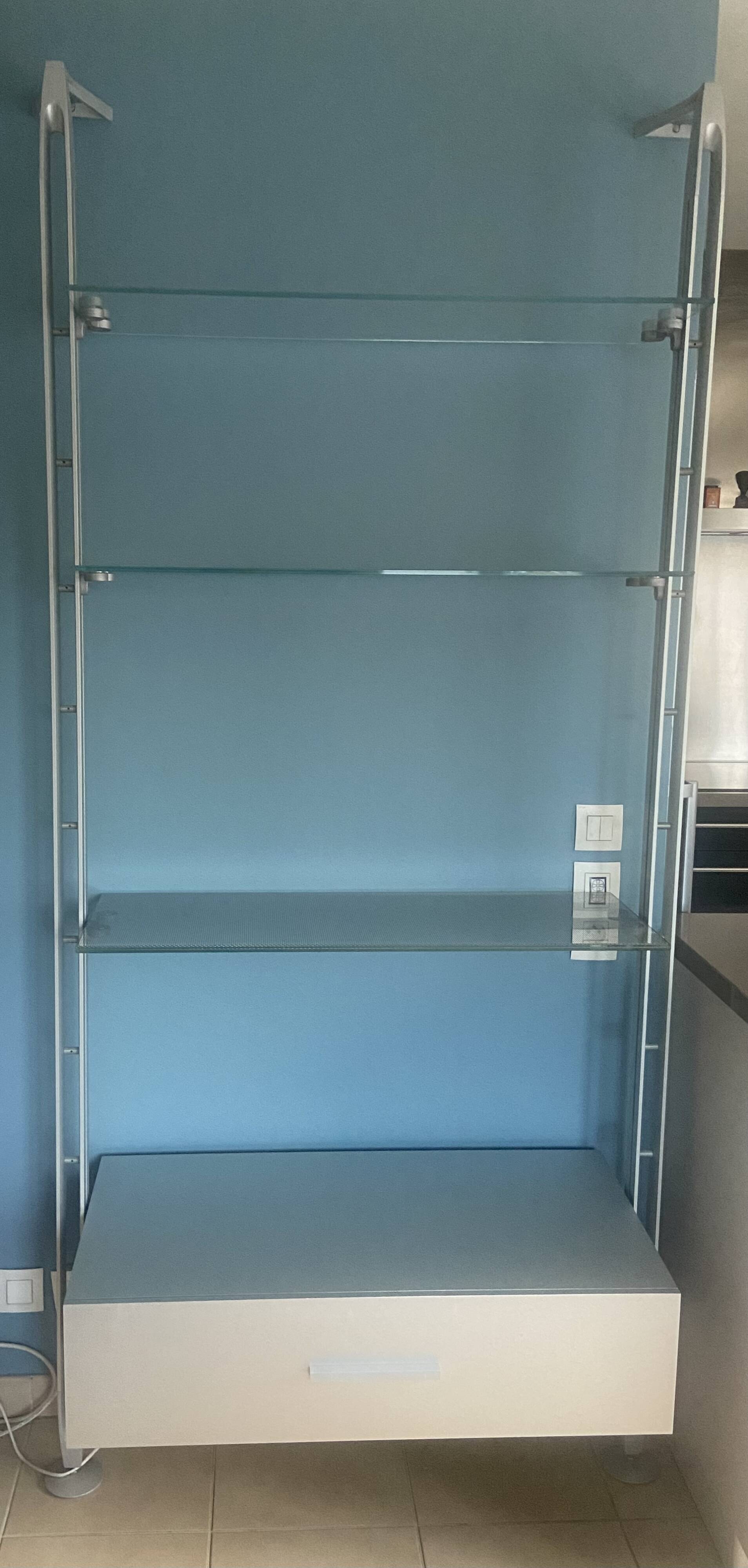 Roset shelf, aluminium and glass, type Michel Ducaroy, 1970s.