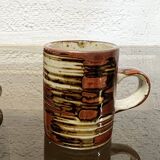 Set of 5 stoneware cups.