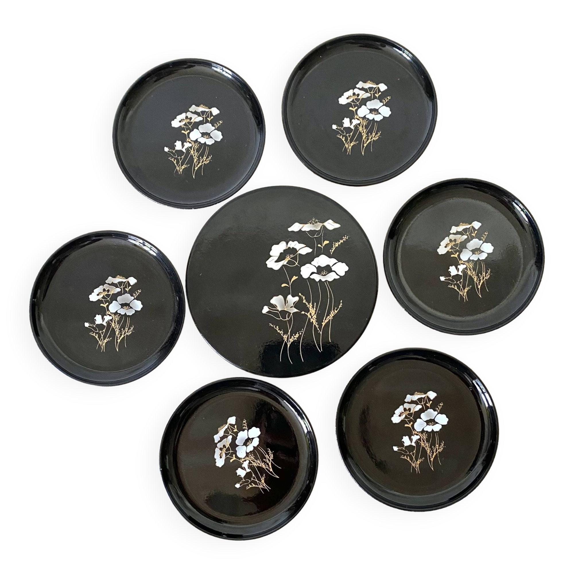 Dessous de verre fleuris en bois laqué