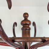 Fischel parrot coat rack