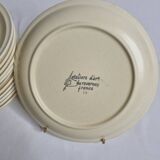 Set of 12 dessert plates decorated with flowers, Revernay art workshop, 20 cm