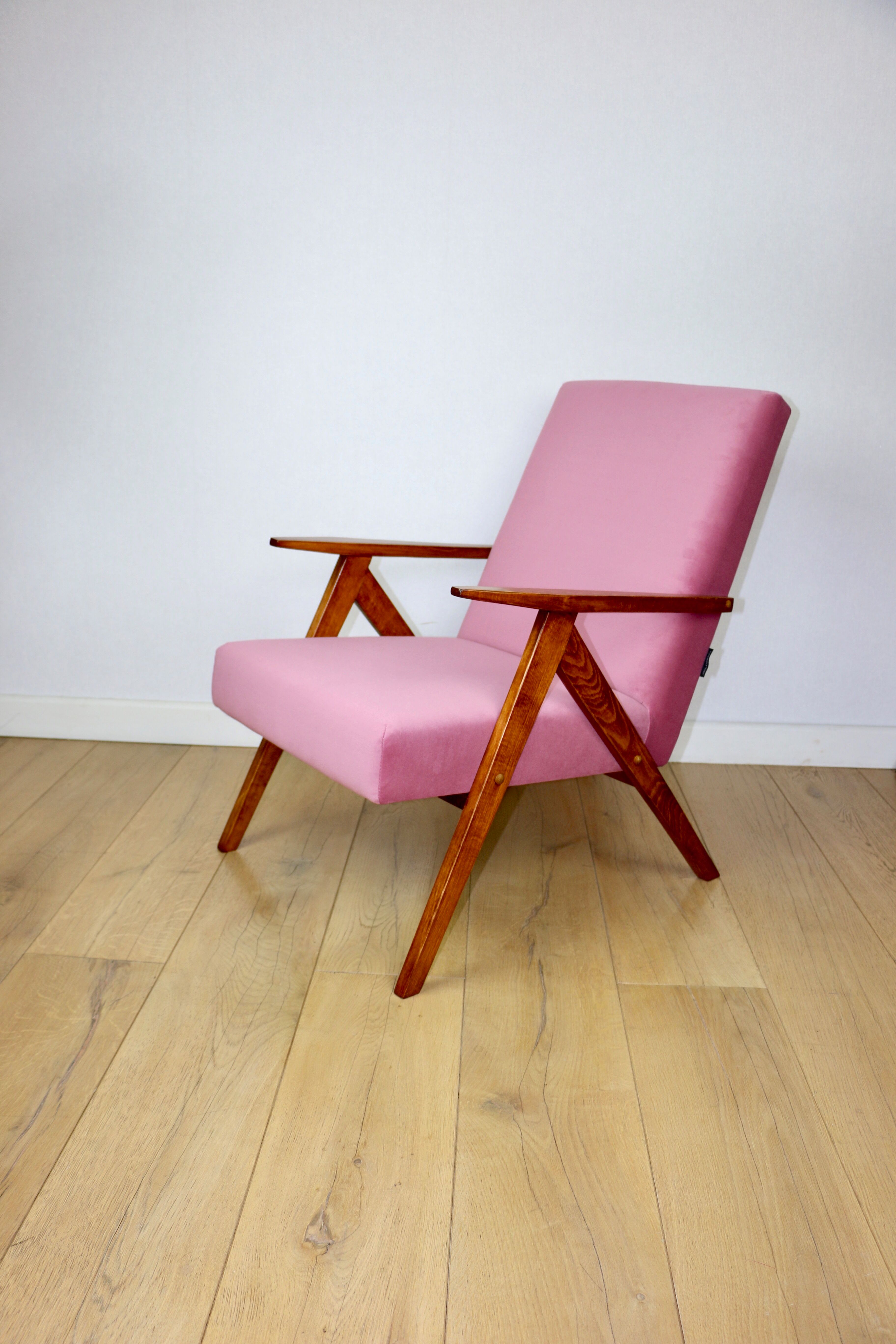 Vintage armchair B-310 VAR pink Jade structural 1970s