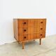 Commode scandinave 3 tiroirs en chêne, boutons noirs — années 60