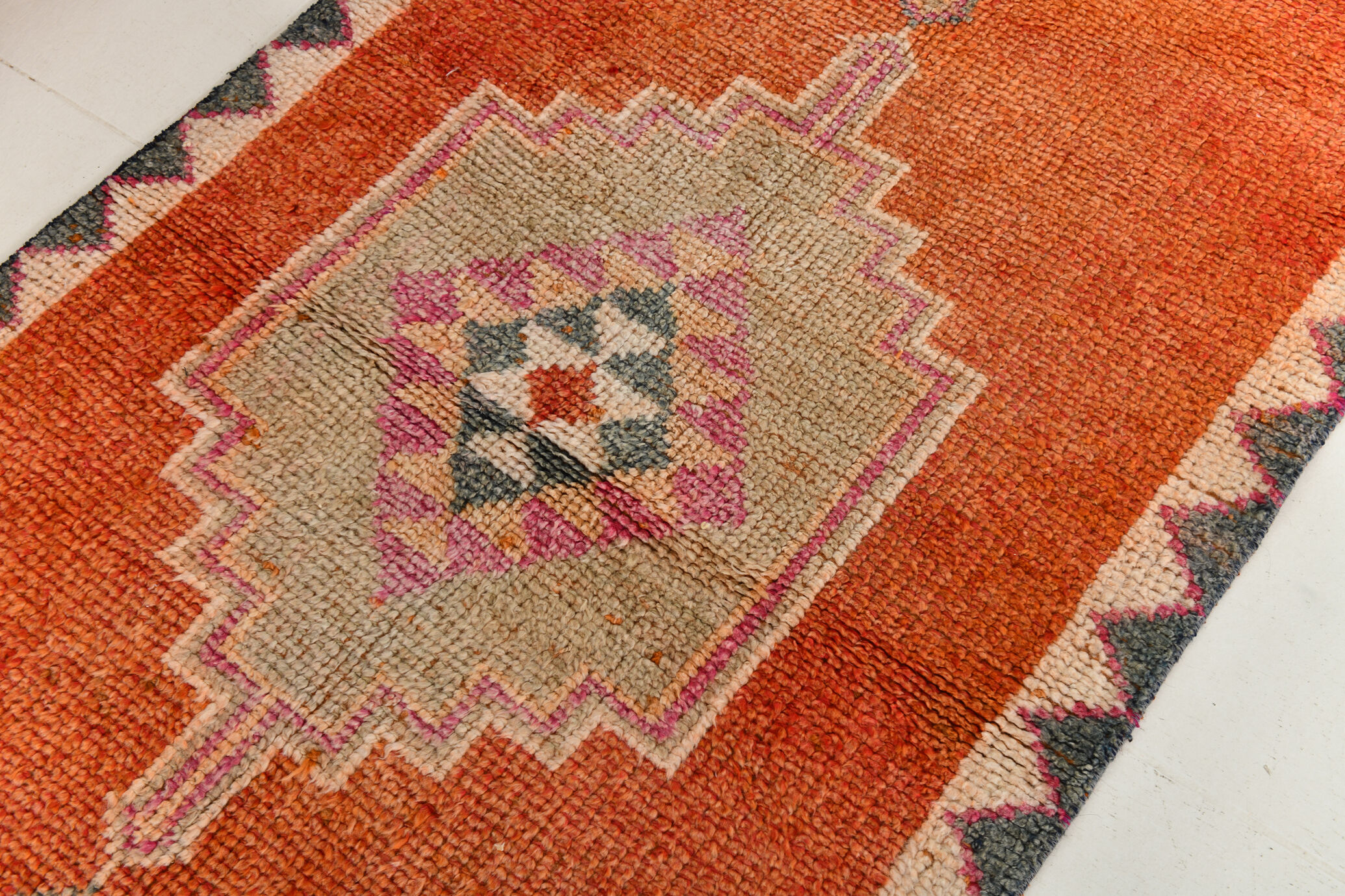 3x11 Peach Orange Handmade Wool Runner Rug, 95x337Cm