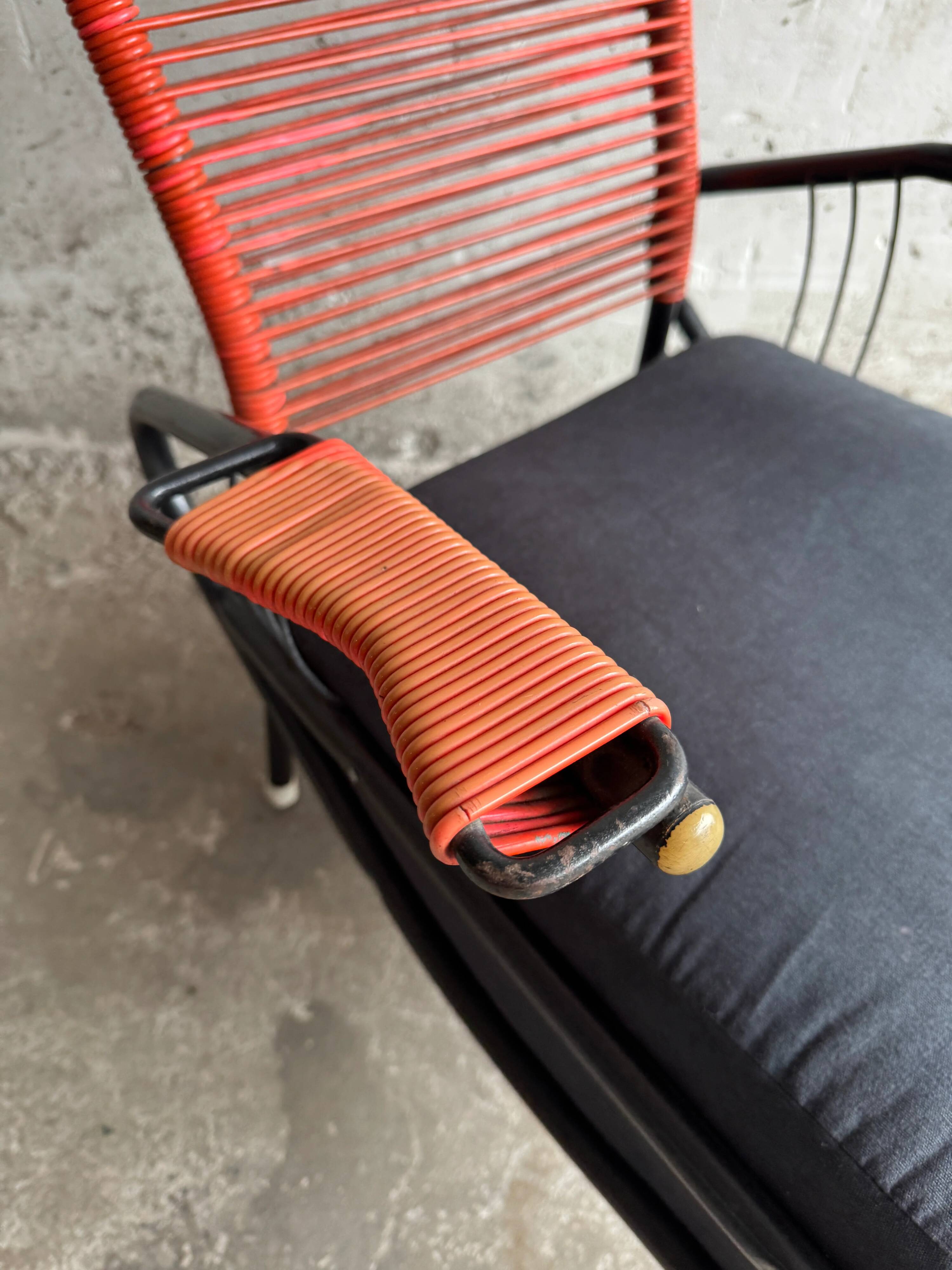 Vintage Scoubidou armchair – French design from the 1950s