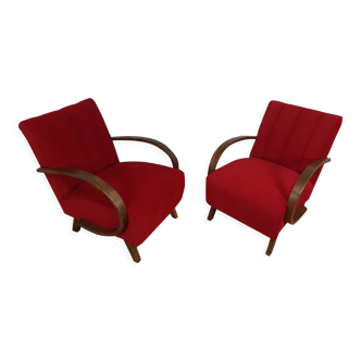 Paire de fauteuils by Jindrich Halabala