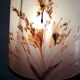 Lampe pied bois massif et abat jour fleurs et gramine sauvage  1970s