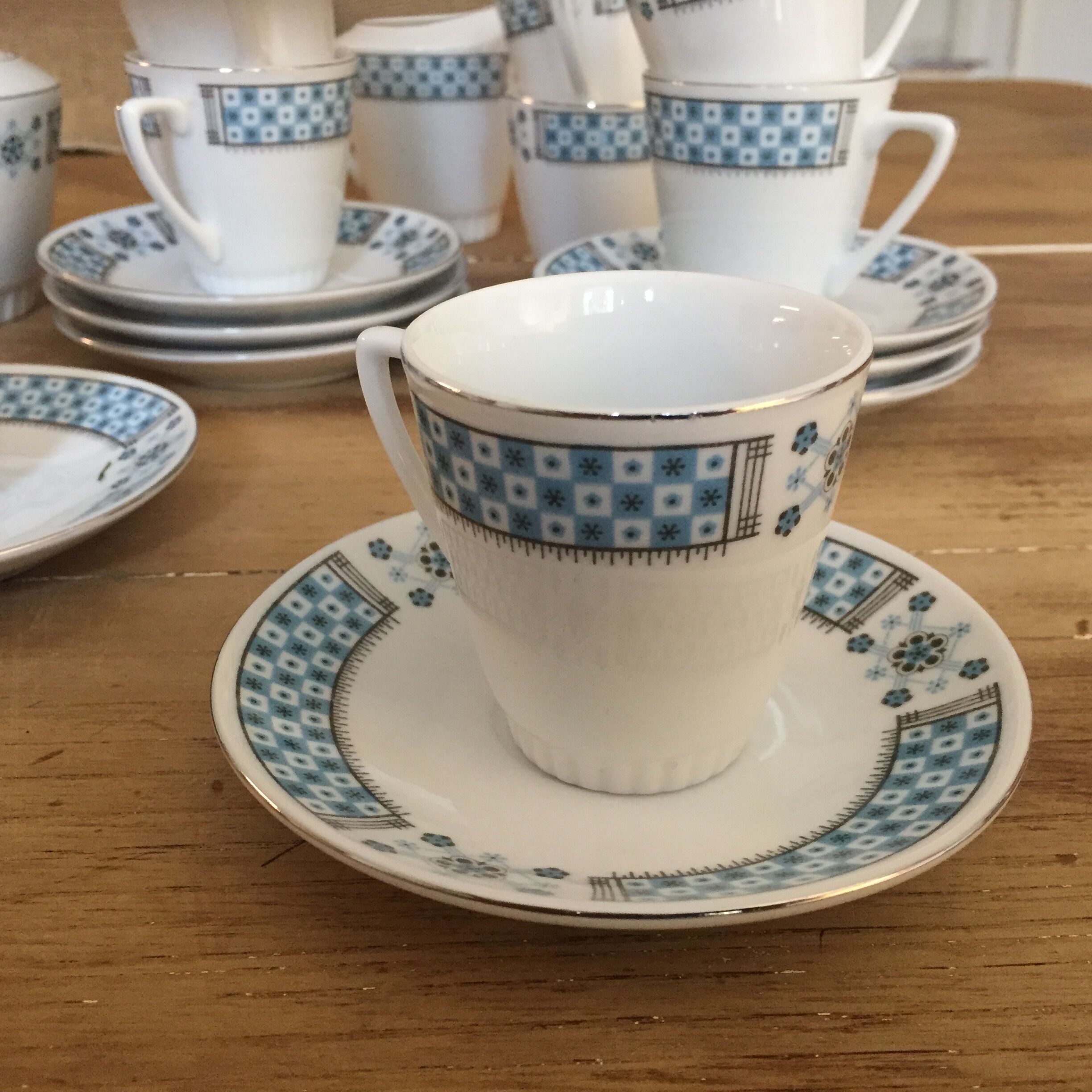 Coffee service China, 18 pieces
