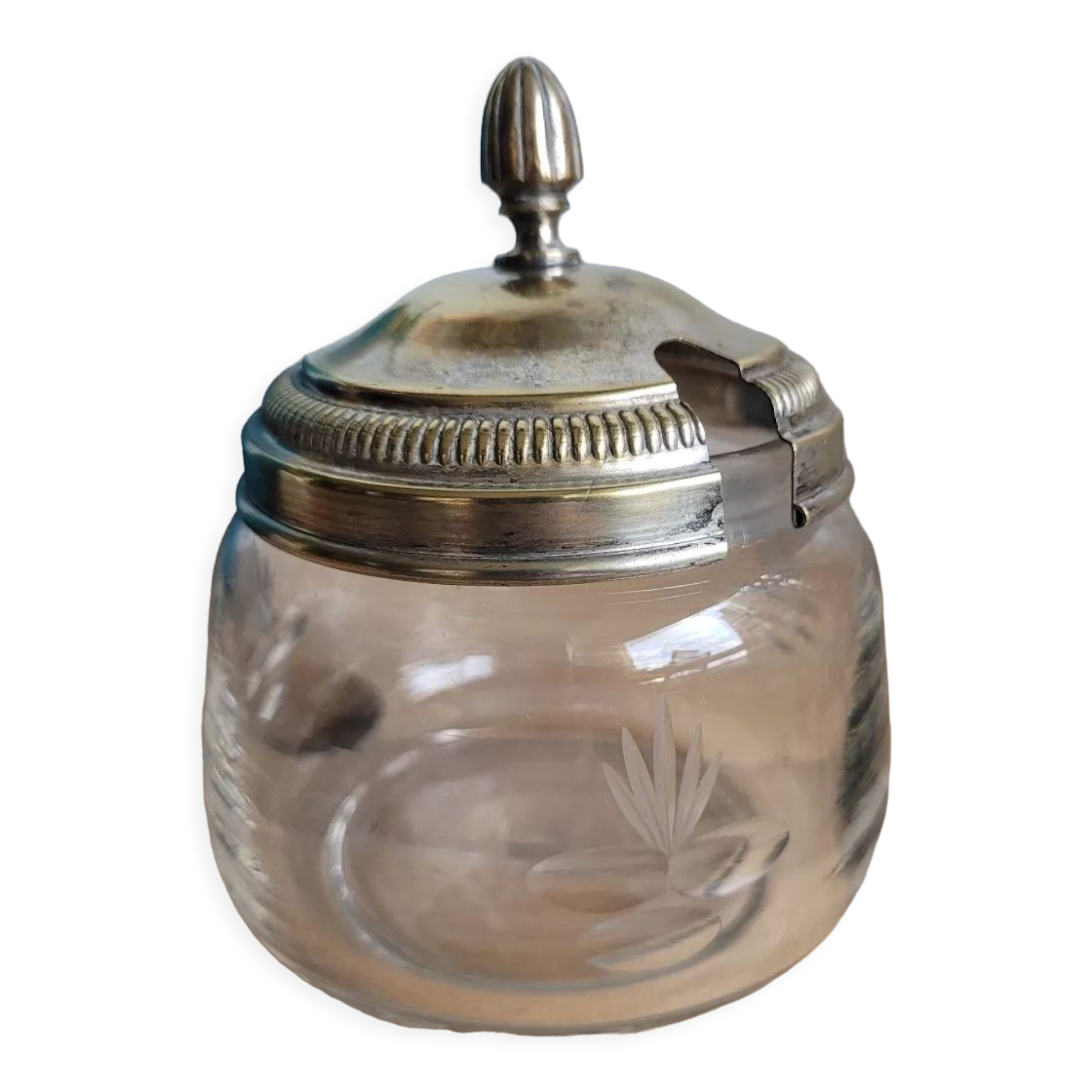 Boîte en verre ciselé et couvercle argent