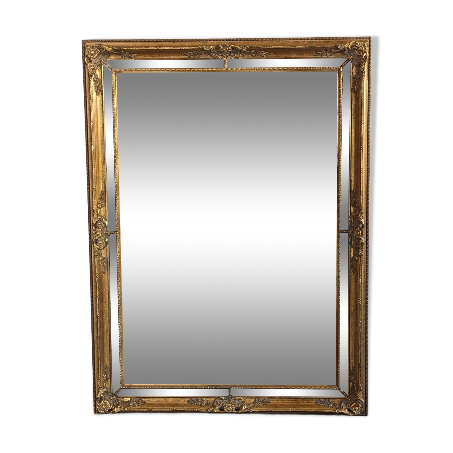 Louis XV style beaded mirror in gilded wood 115x85 cm