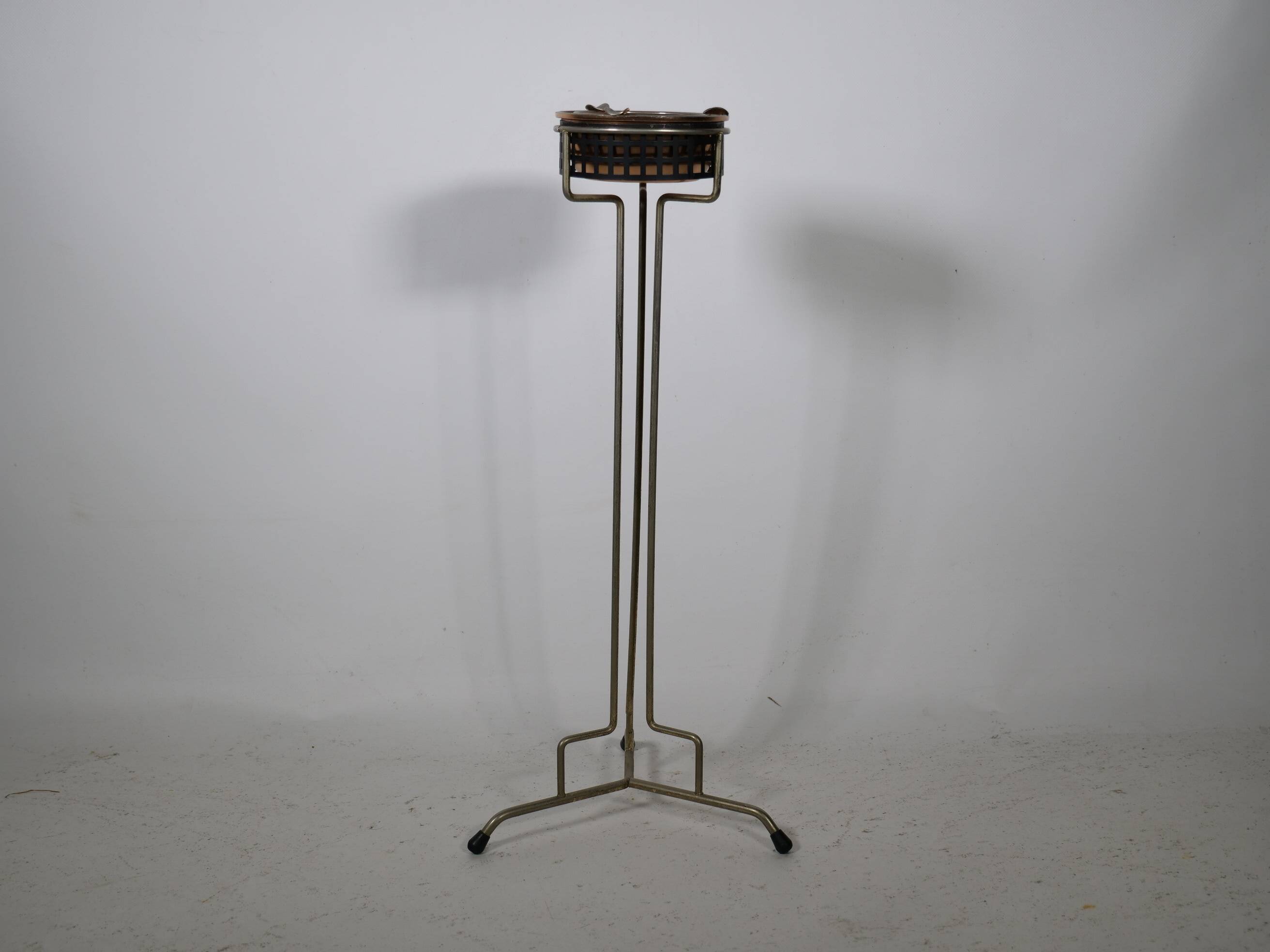 Standing Mid-Century String Ashtray, 1960s