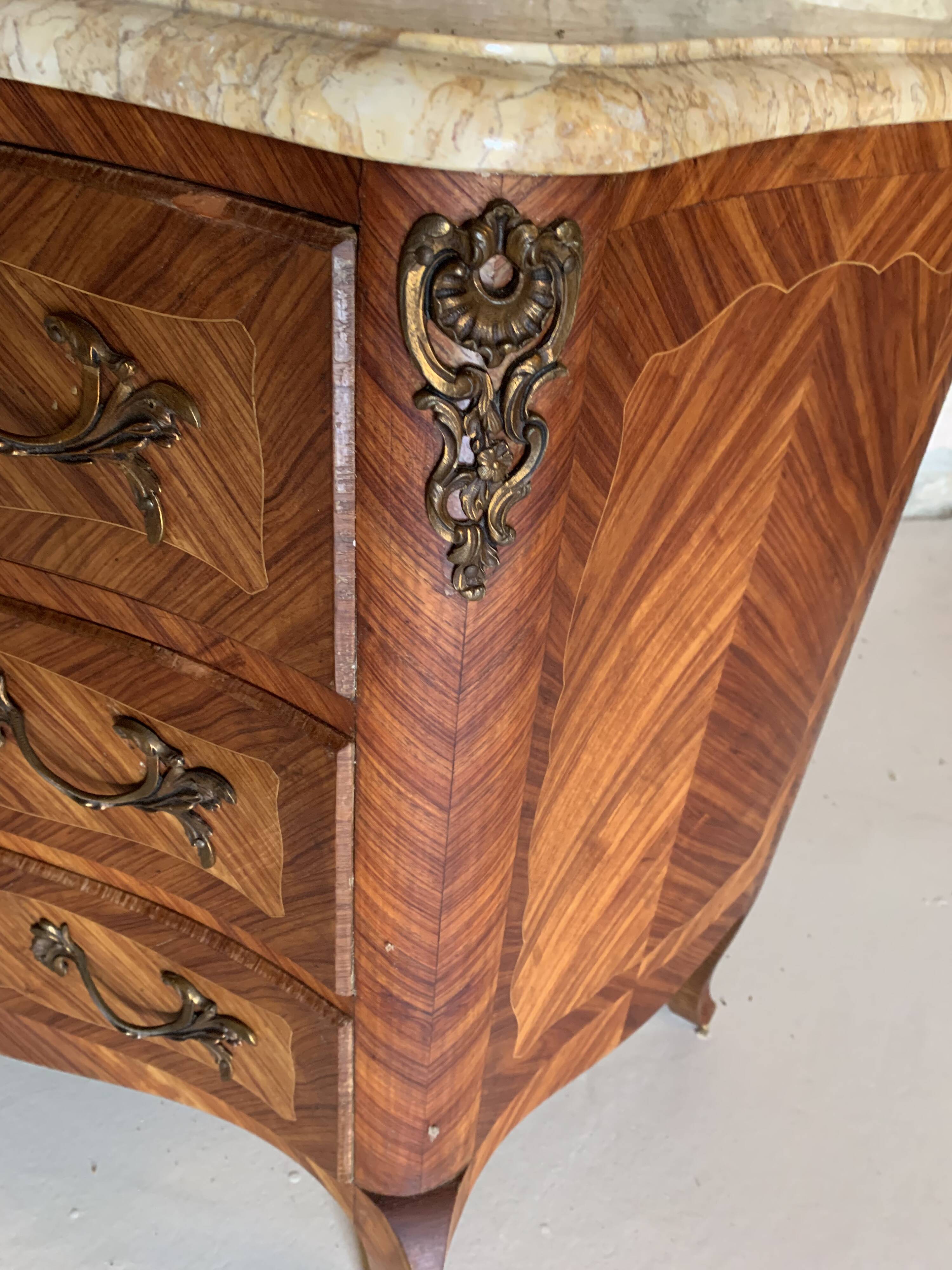 Commode
