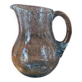 Biot pitcher