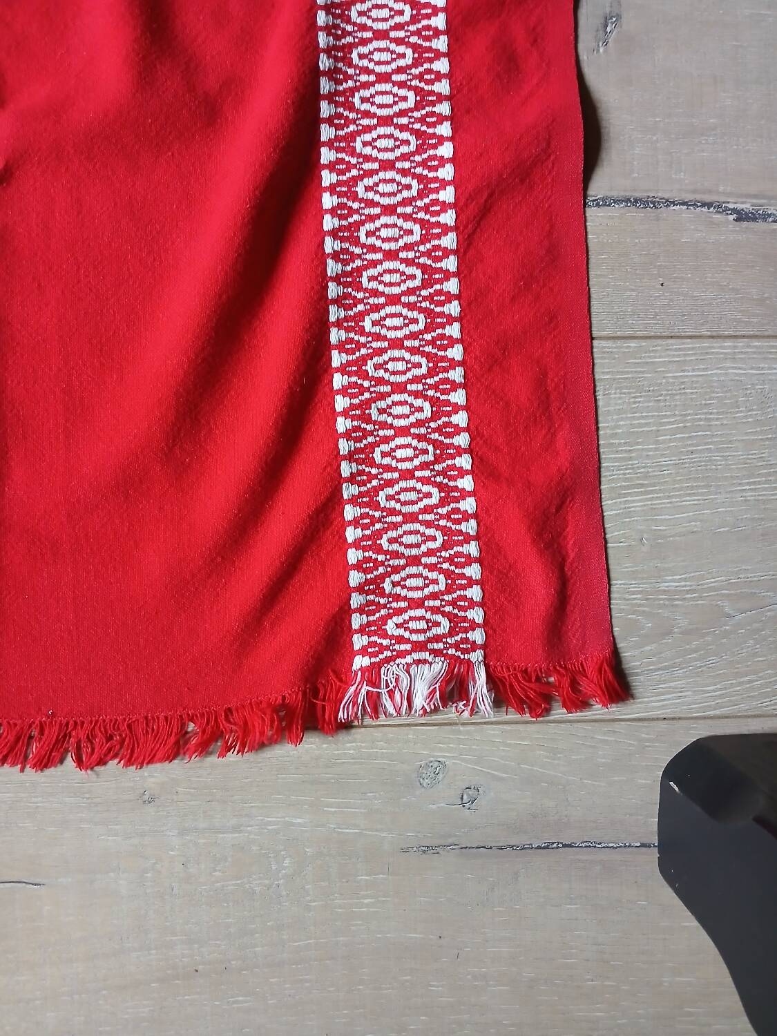 Tablecloth + 12 old napkins