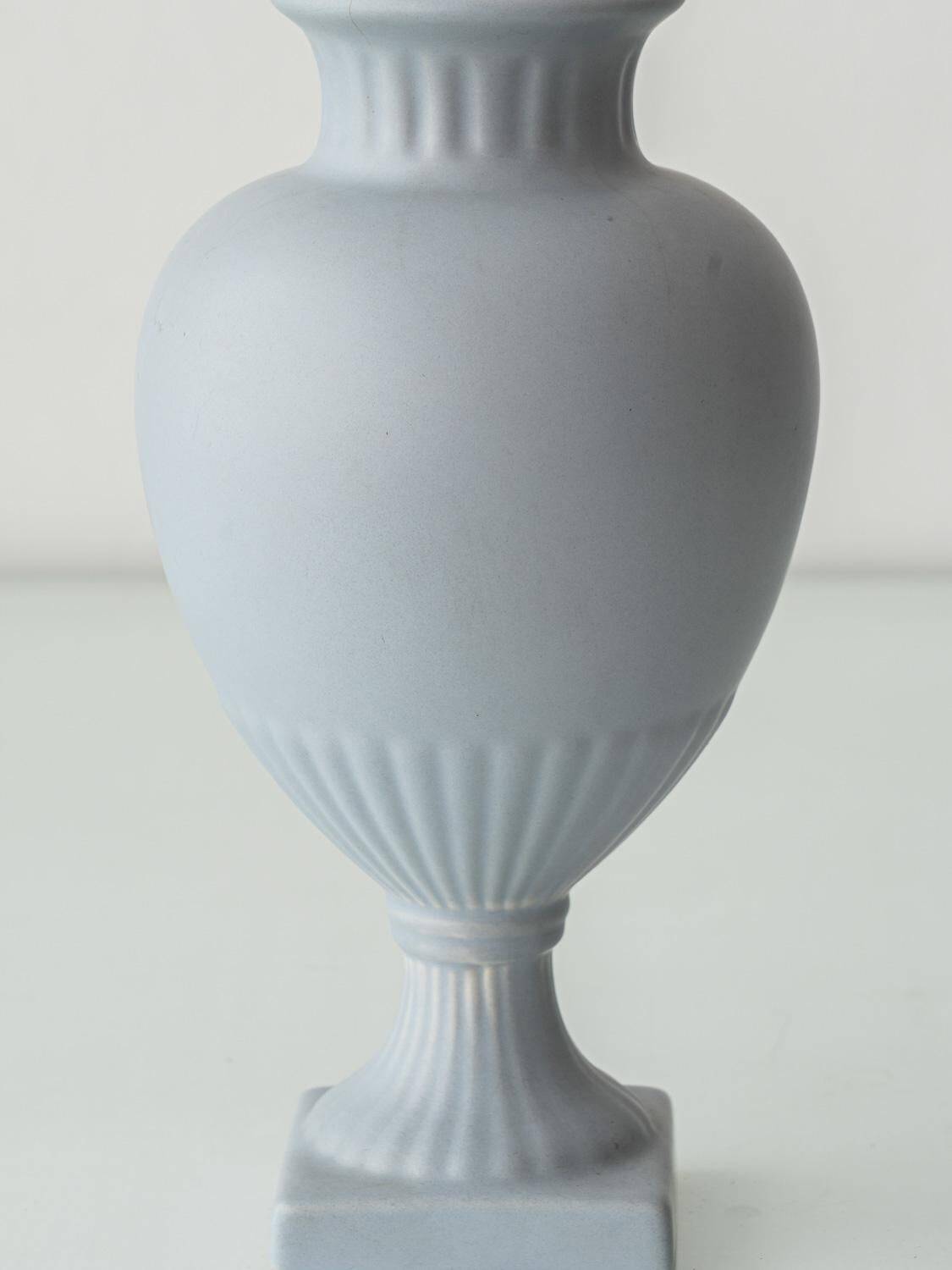 Neoclassical blue ceramic table lamp, pleated William Morris Acanthus shade.