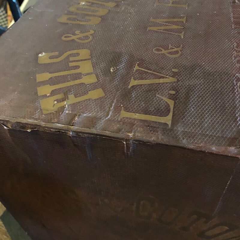 Haberdashery cabinet 8 drawers l.v. and m.f.a paris-lille