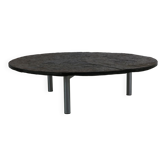 Grande table basse ronde en ardoise brutaliste.