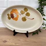 Plat ovale en faïence de St Amand modèle Loire