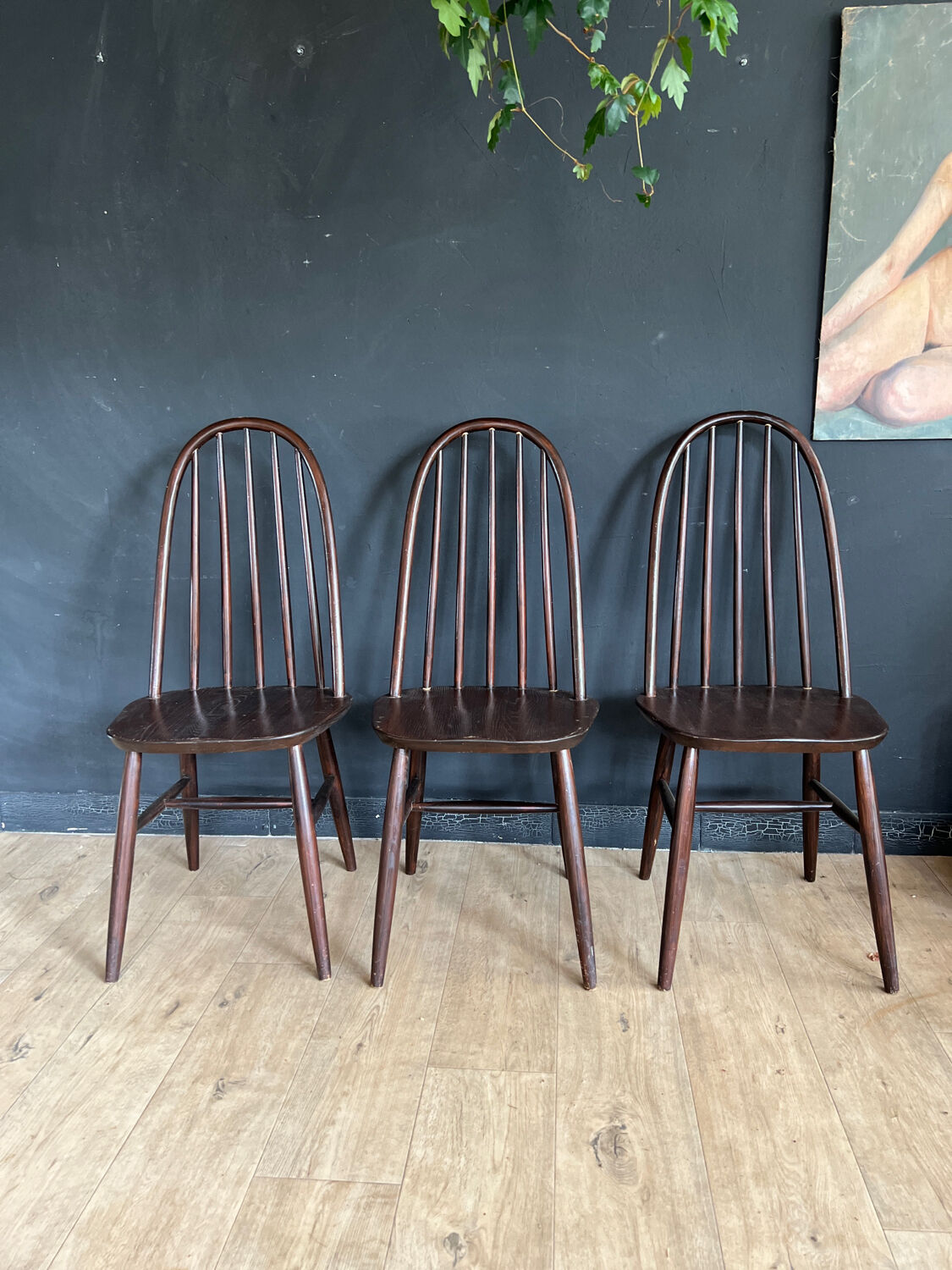 Trois chaises vintage